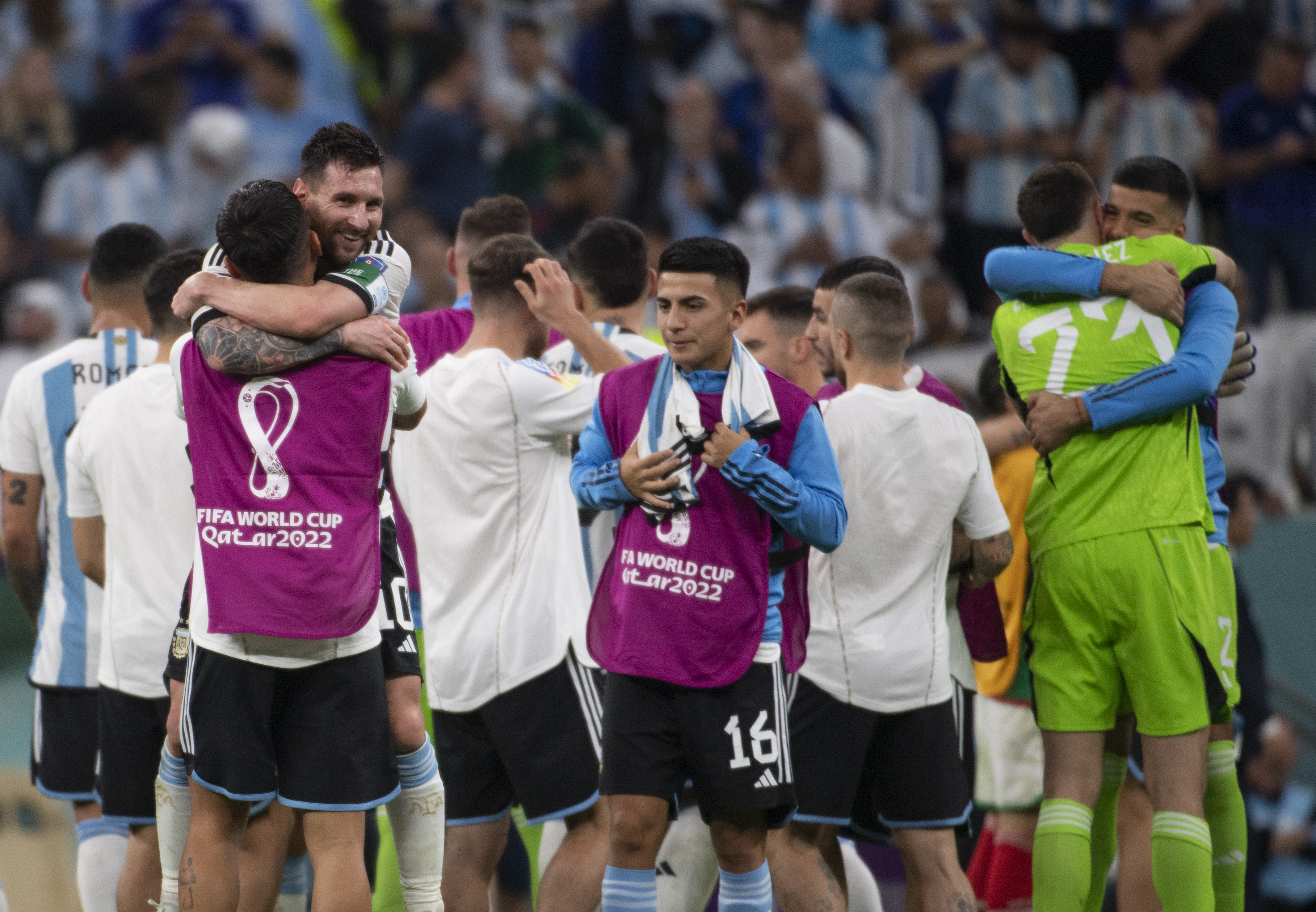 ENRICO ARGENTINA X MÉXICOCOPA DO MUNDO FIFA, CATAR 202226/11/2022 Messi festeja com os companheiros a primeira vitória no Catar -