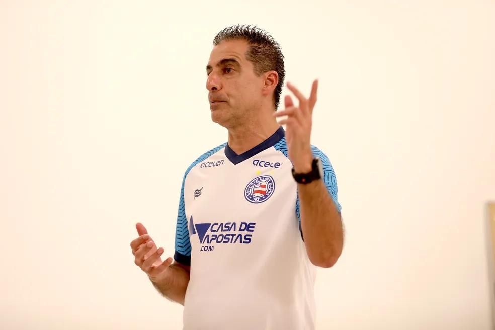 Renato Paiva, técnico do Bahia -