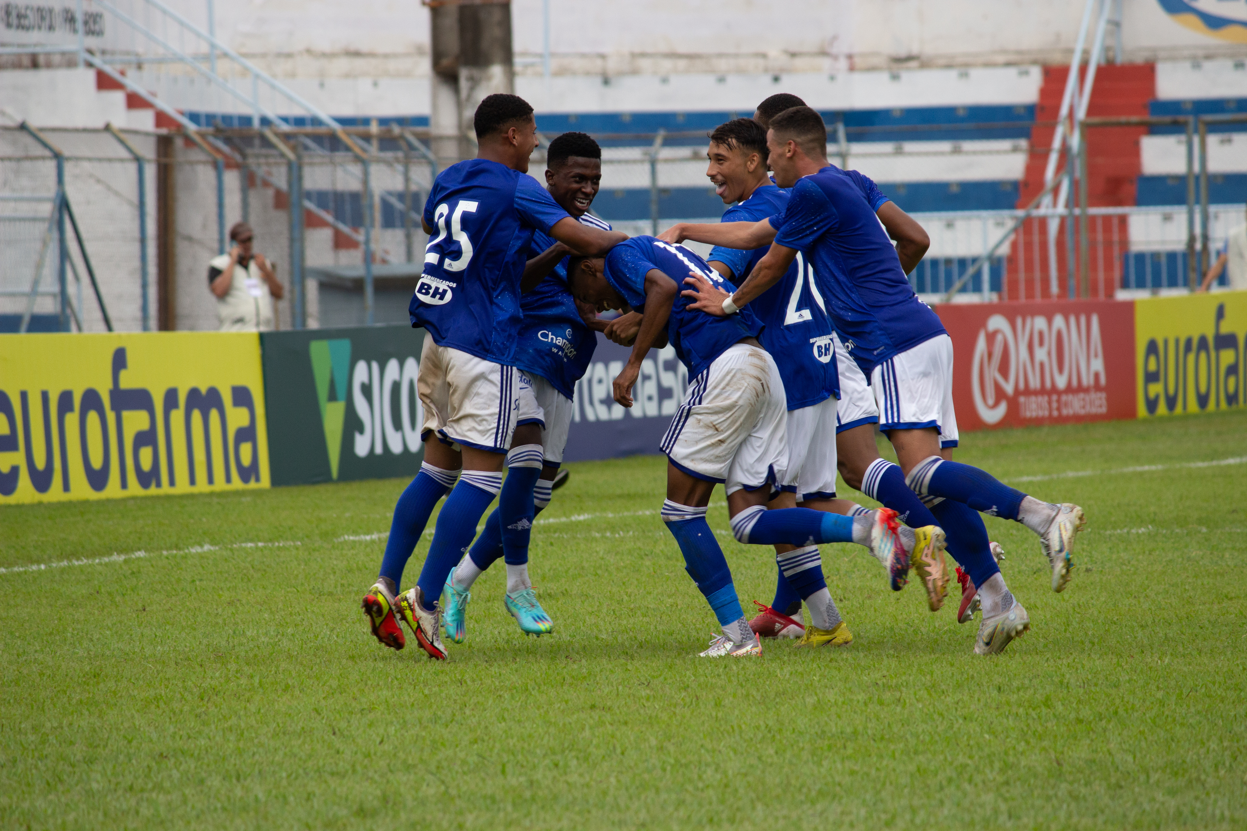 Copinha: onde assistir aos jogos desta quinta-feira, 5