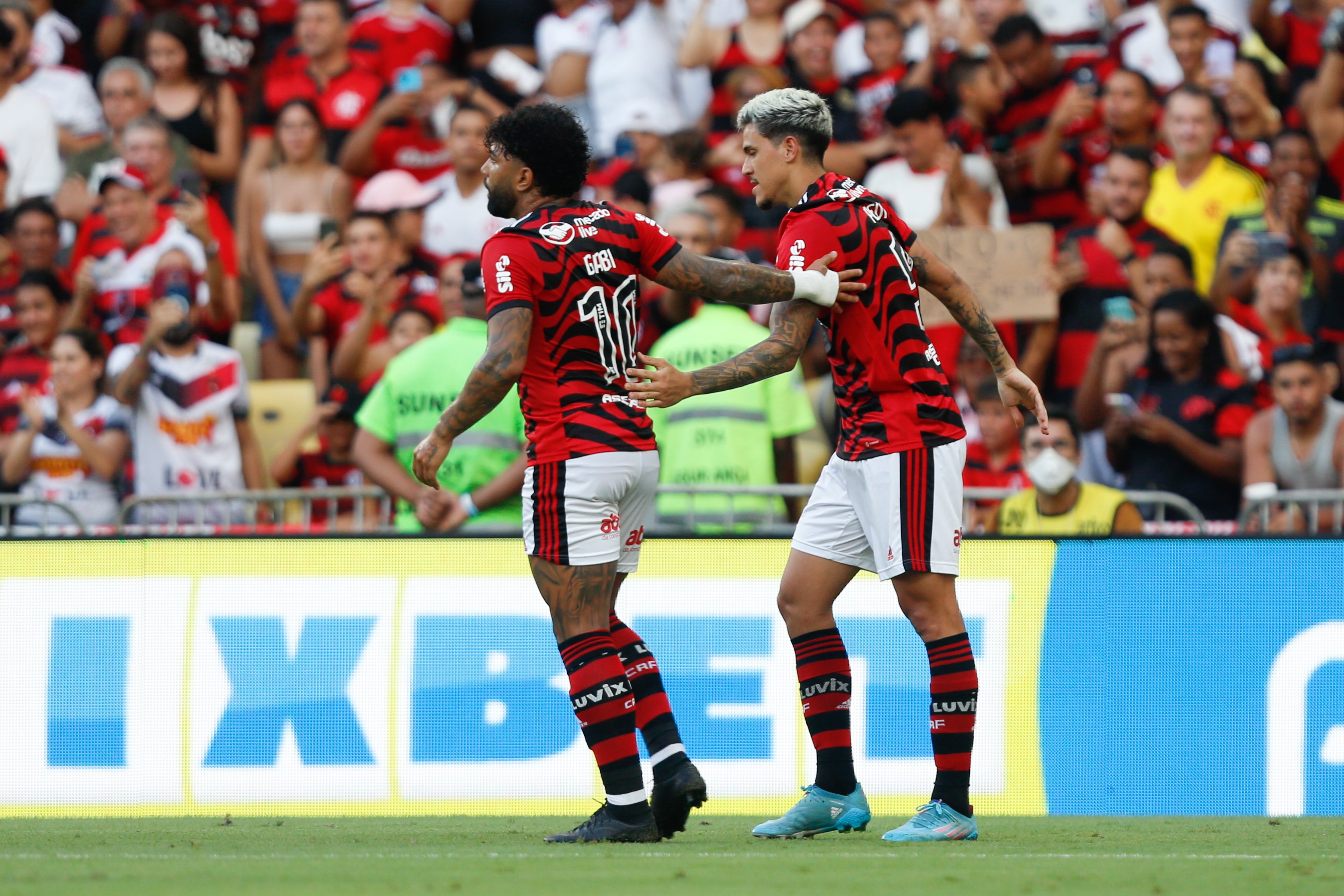 Pedro e Gabigol marcaram um gol cada diante da Portuguesa-RJ -