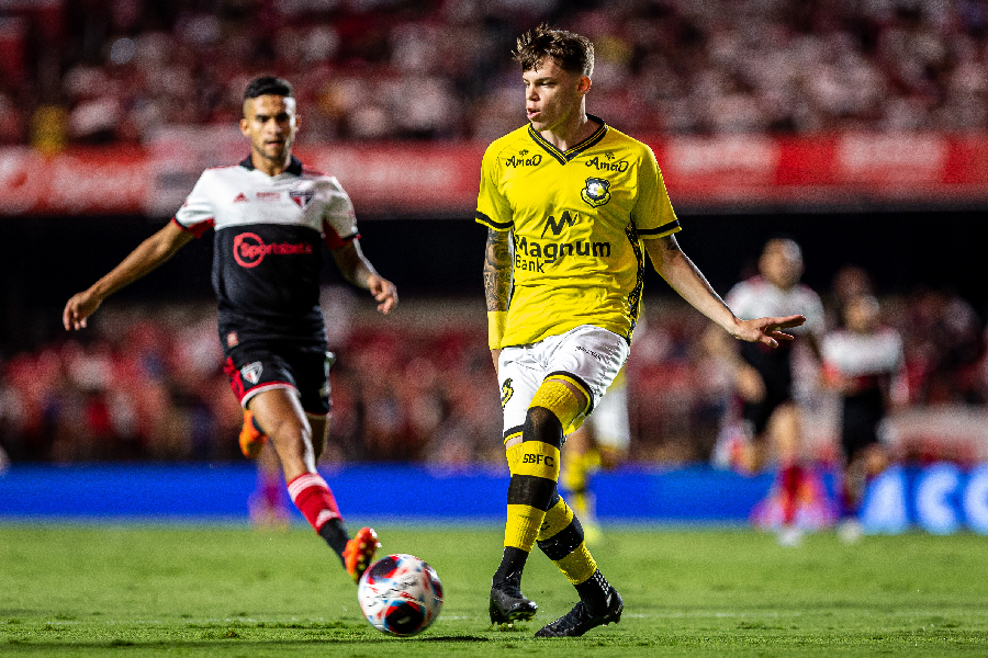 Chrystian Barletta São Bernardo Corinthians Atacante tem 21 anos e foi revelado pelo Joinville -