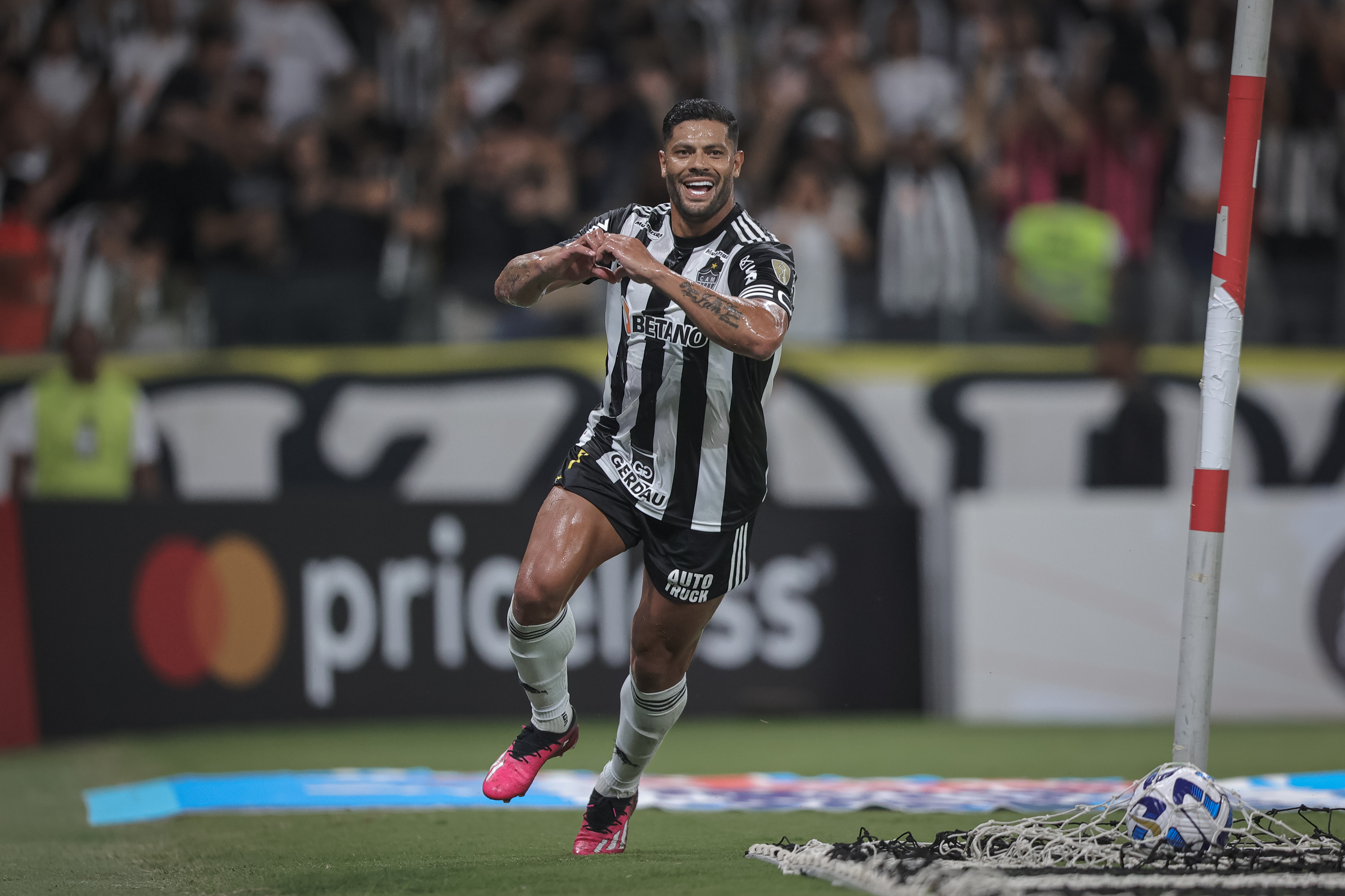 Semana terá jogos do Brasileirão espalhados de quarta a sábado