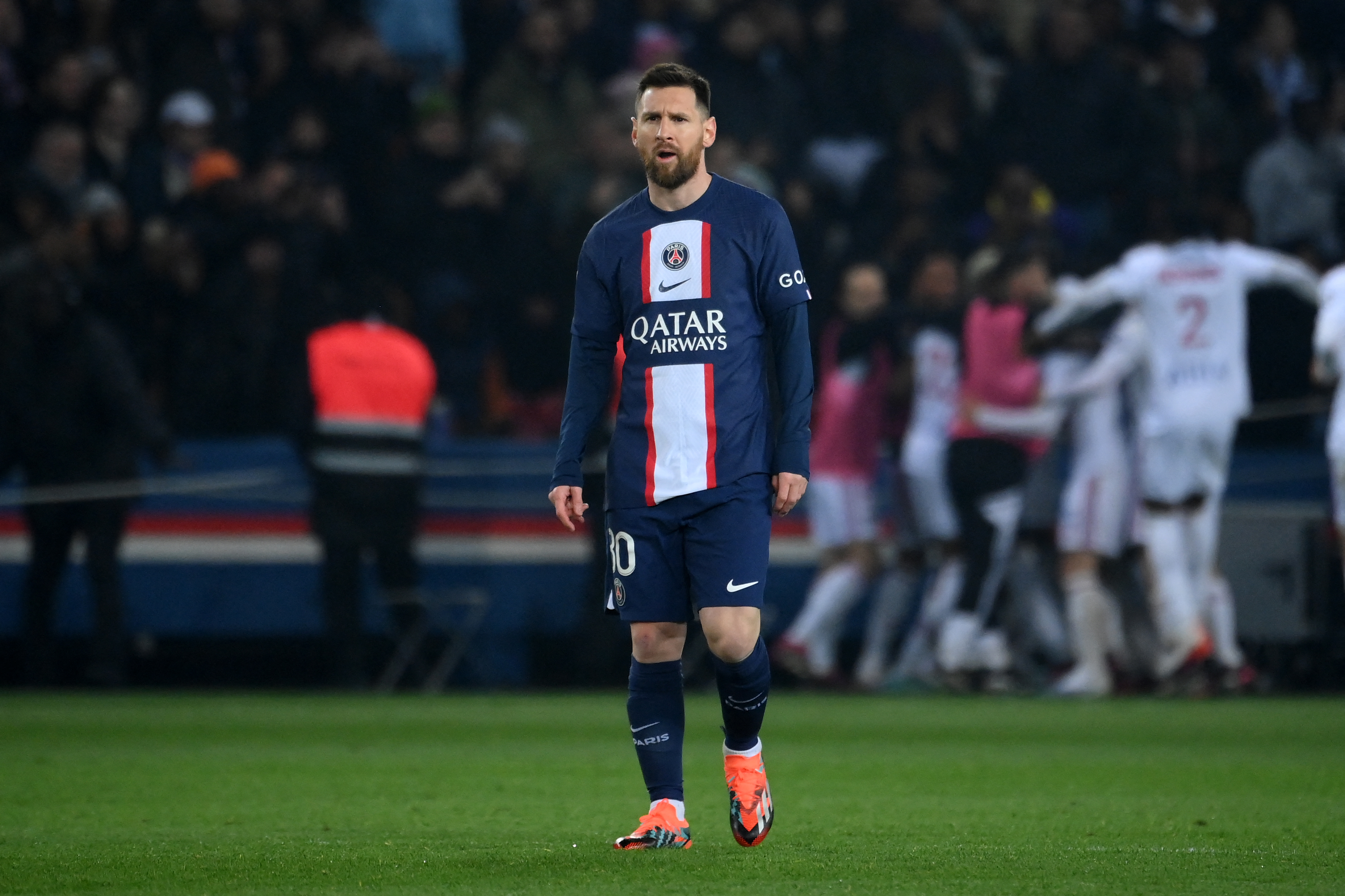 Messi no PSG? 7 motivos para o craque deixar o Barcelona