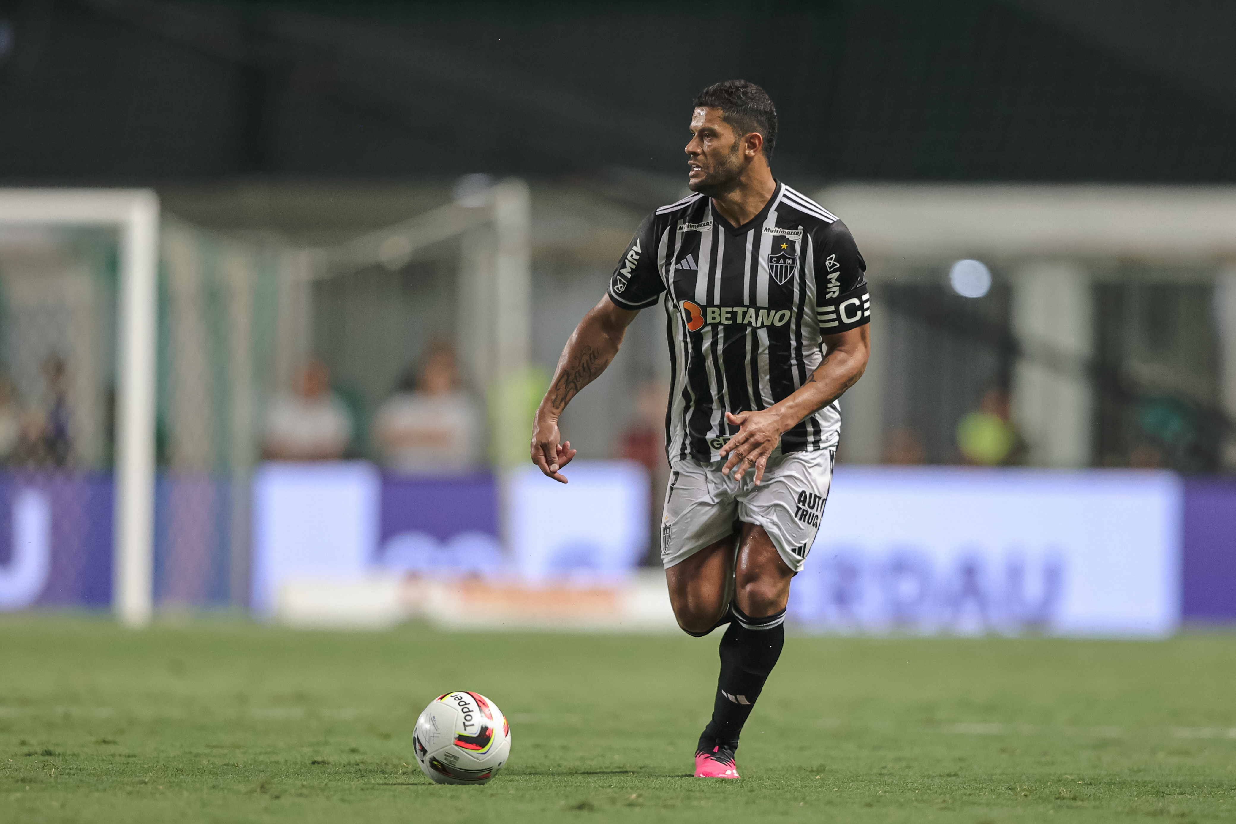 Galo faz contra e Cruzeiro vence o primeiro clássico na Arena MRV - Placar  - O futebol sem barreiras para você