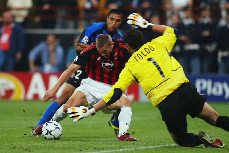 Milan elimina o Tottenham e volta às quartas de final da Champions