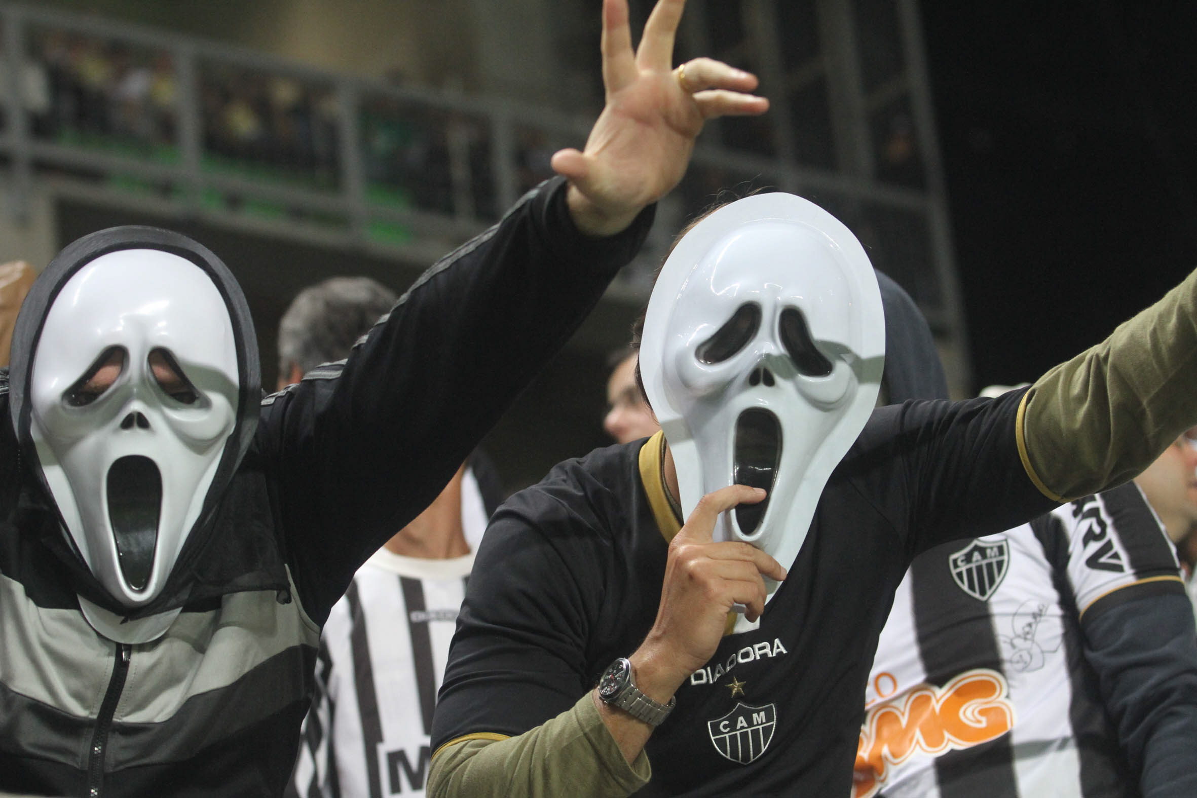 Torcida do Atlético Mineiro celebra a vitória diante do Tijuana na Libertadores 2013