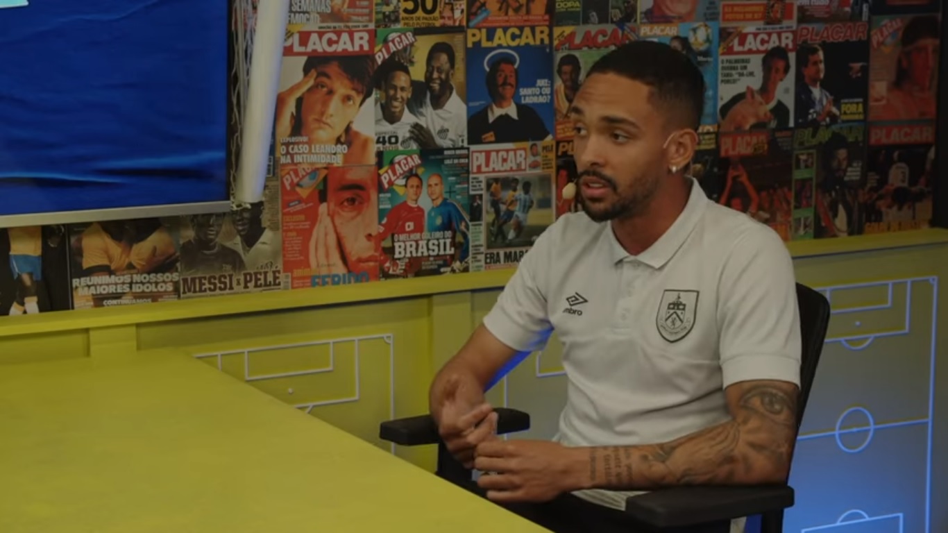 Entrevista: Vitinho, o campeão inglês que agora mira Premier e seleção