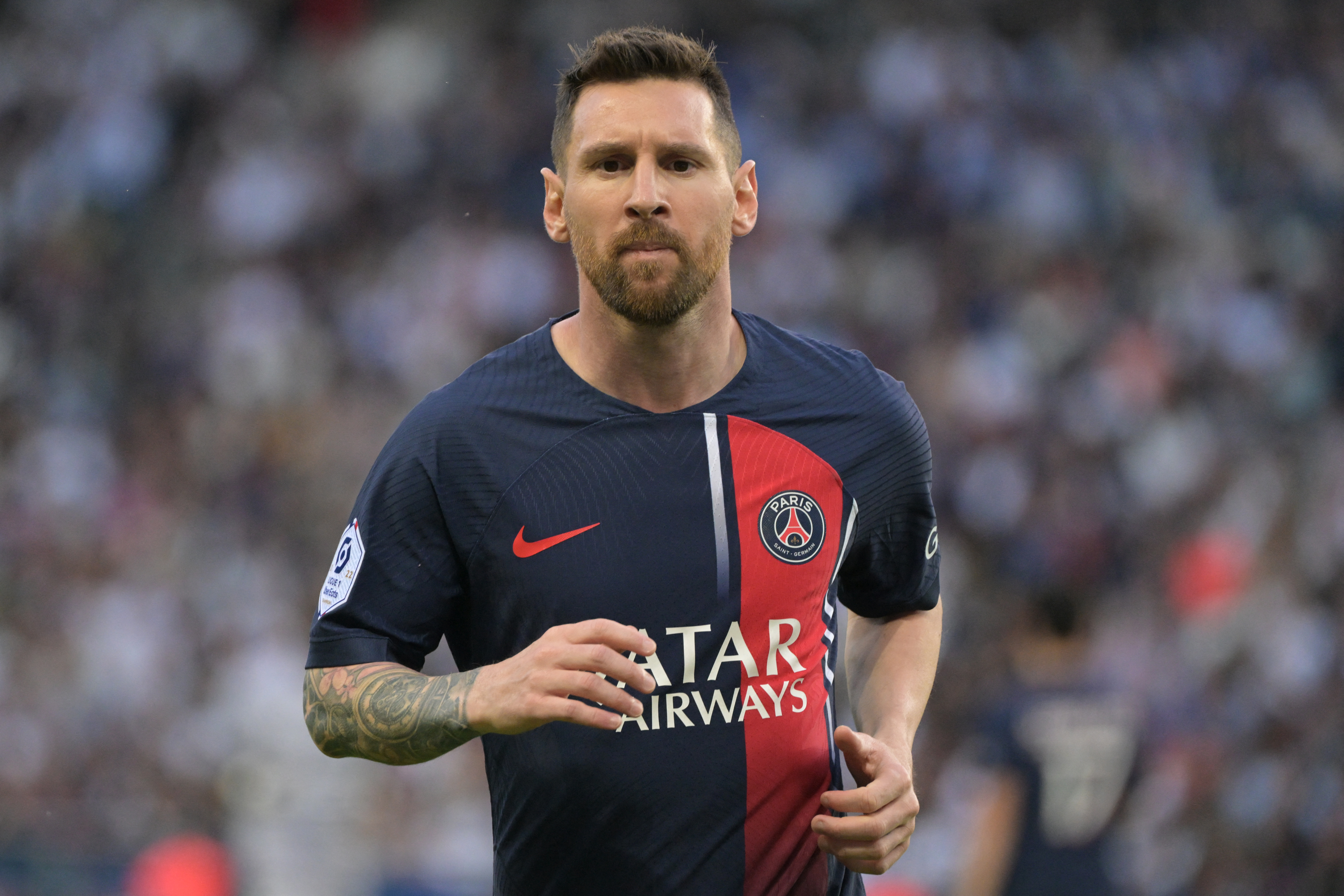 Messi fecha ciclo no PSG com ótimos números e insatisfação da torcida
