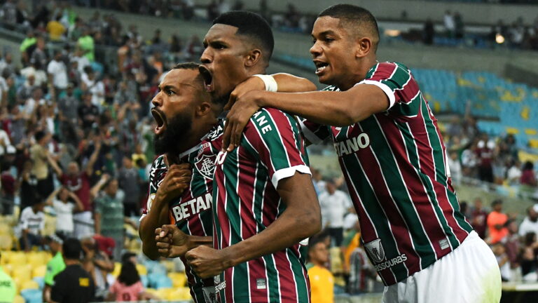 Início da 12ª rodada tem Flu reagindo, Galo em baixa e Corinthians desesperado