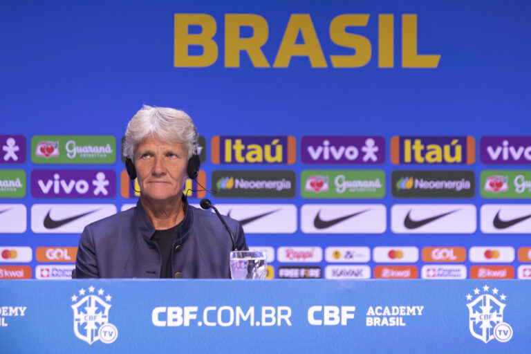 Com Marta e Bia Zaneratto, Pia convoca seleção feminina para a Copa