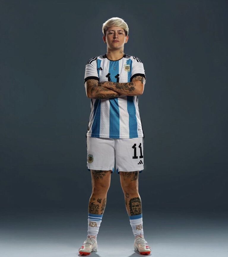 Jogadora da Argentina relata ofensas após se declarar fã de Cristiano Ronaldo