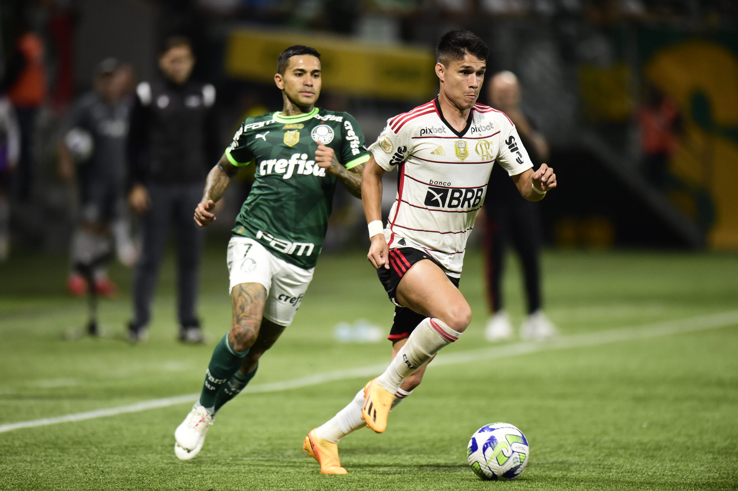 Palmeiras e Flamengo ficaram no empate em clássico no Allianz Parque - Foto: Alexandre Battibugli / PLACAR