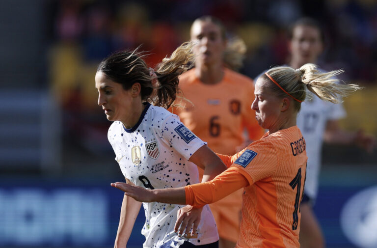 Copa feminina: EUA e Holanda empatam e Nigéria surpreende Austrália