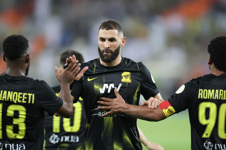 Faixa de capitão e atrito com treinador: a polêmica de Benzema no Al-Ittihad