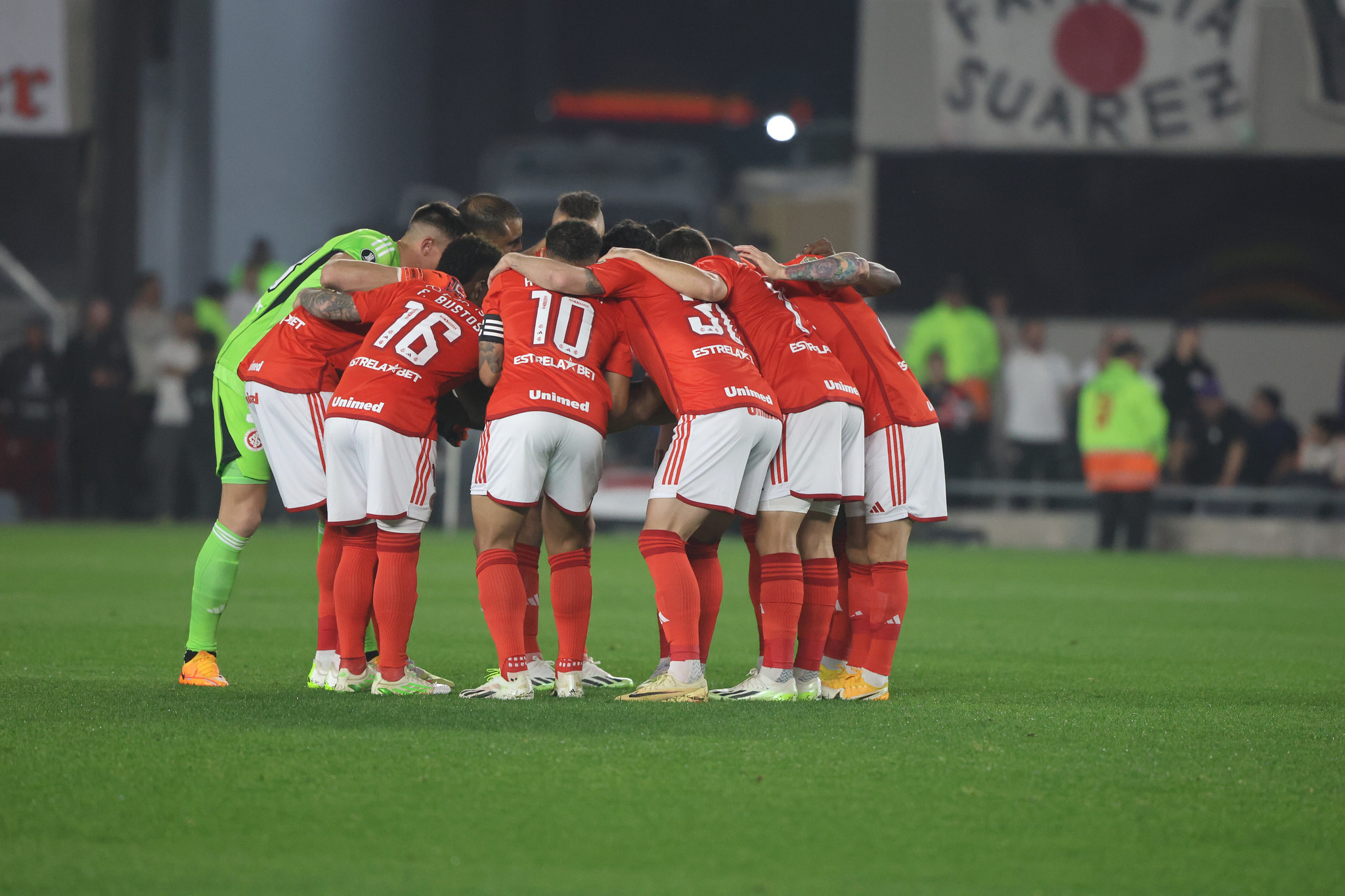 Internacional x Bolívar: onde assistir, arbitragem e escalações