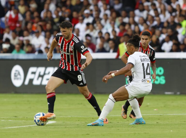 São Paulo x LDU: onde assistir e escalações do jogo pela Sul-Americana
