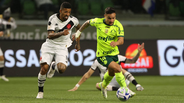Brasileirão: Palmeiras bate o Vasco e segue na perseguição ao líder Botafogo