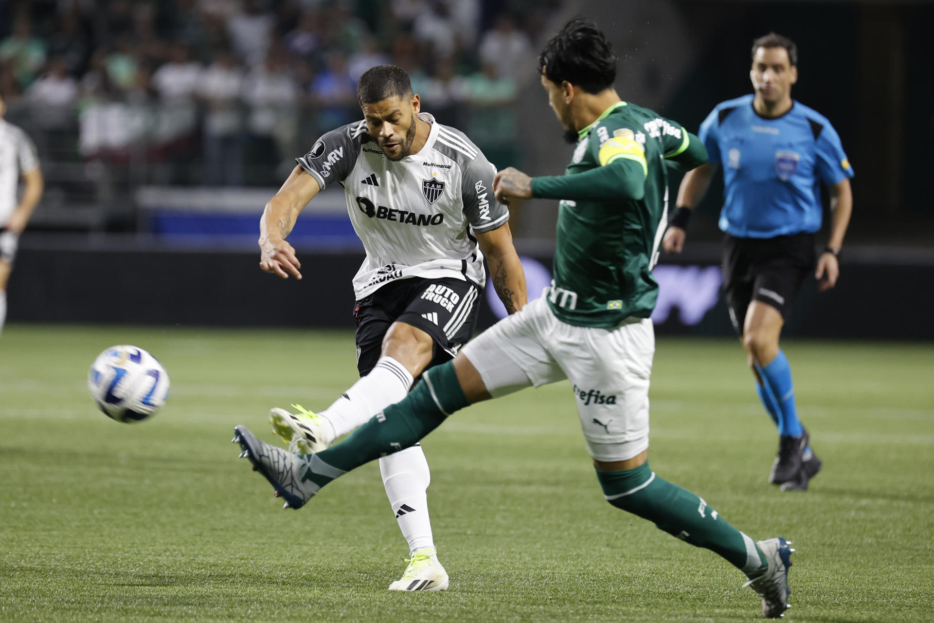 Chute de Hulk em gol pelo Galo fica perto de bater recorde mundial