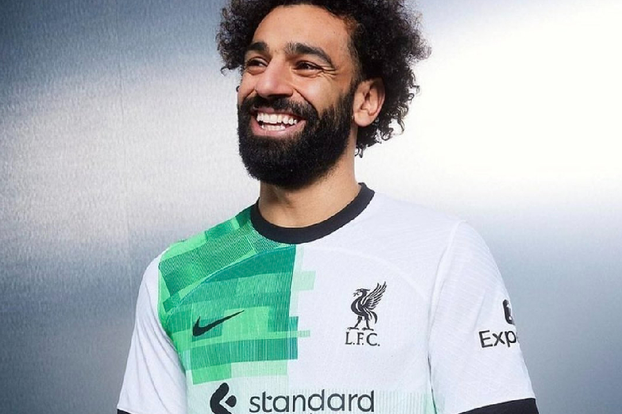 Liverpool rejeita proposta astronômica do futebol saudita por Salah; veja valores
