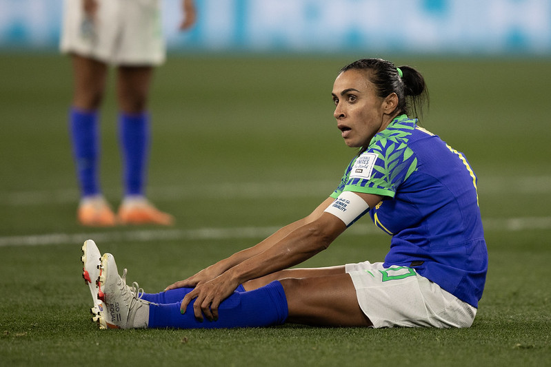 Nenhum passe decisivo e 68 toques na bola: o triste adeus de Marta