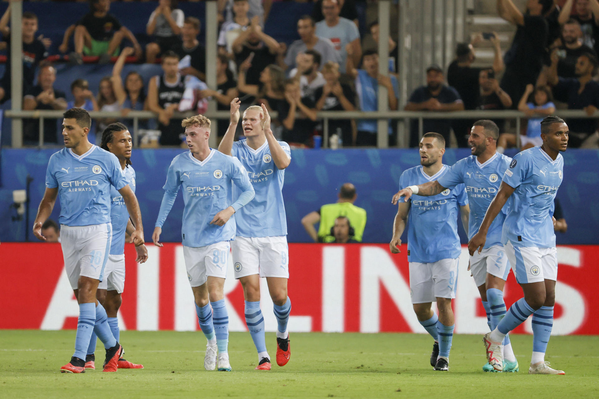 City bate Sevilla nos pênaltis e conquista Supercopa da Europa