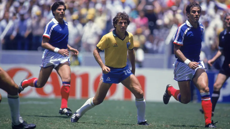 Zico, do Brasil, no jogo contra a França, pela Copa do Mundo de 1986 - Sérgio Sade/VEJA