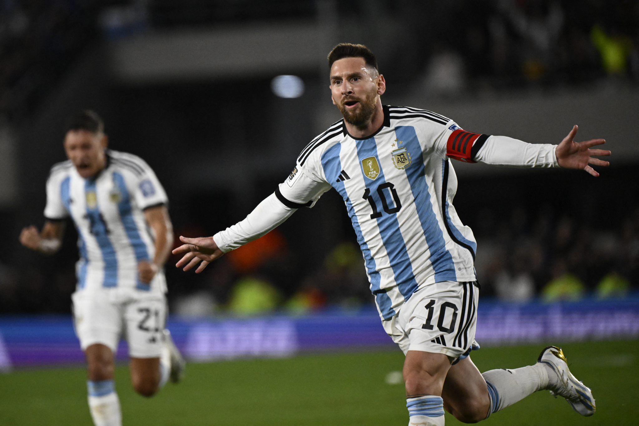 Com golaço e recorde de Messi, Argentina abre Eliminatórias com vitória sobre o Equador