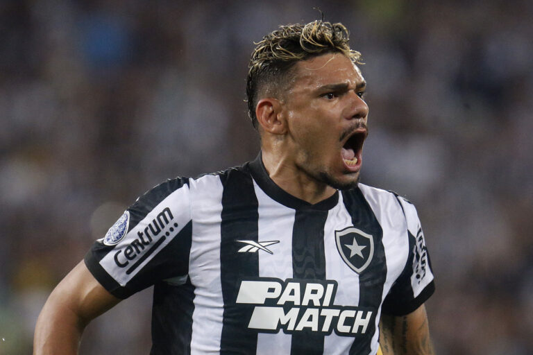 Atlético-MG x Botafogo: onde assistir e prováveis escalações do jogo pelo Brasileirão