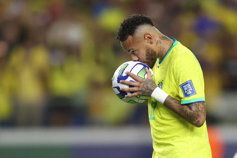 Brasil x Peru: onde assistir e escalações do jogo pelas Eliminatórias