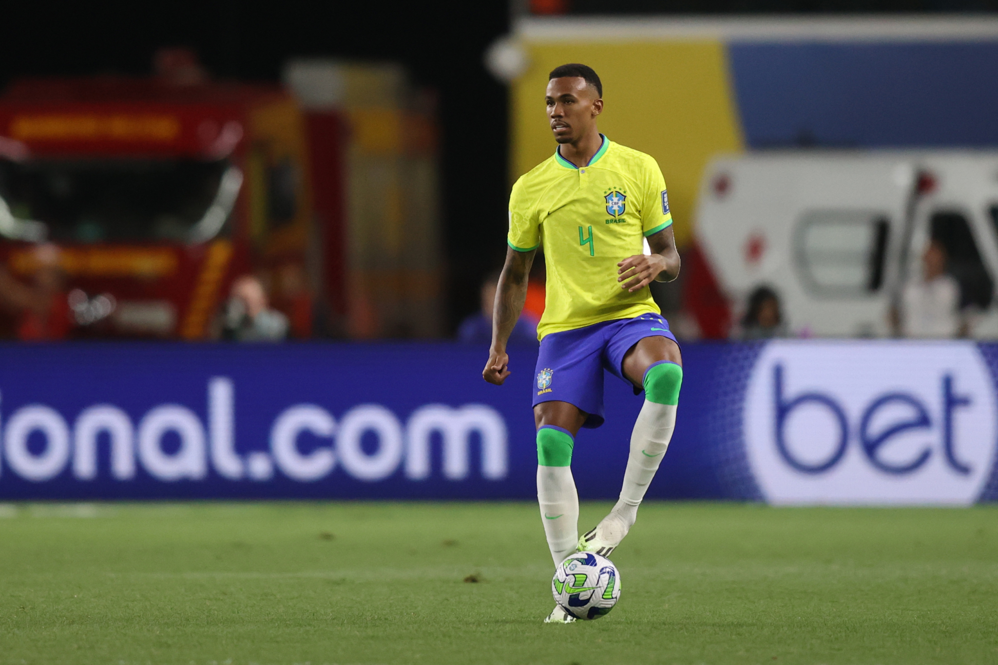 Escalação da seleção: Gabriel Magalhães não tem lesão, e Diniz deve repetir time contra o Peru