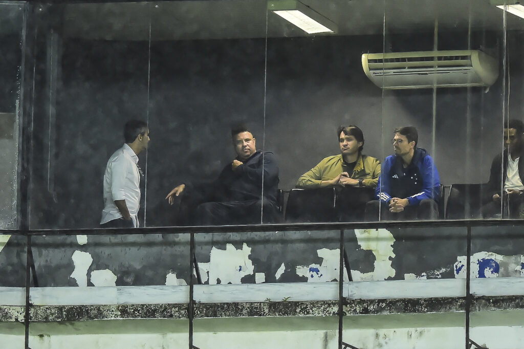 Ronaldo Fenômeno acompanhou a partida dos camarotes - Staff Images/Cruzeiro