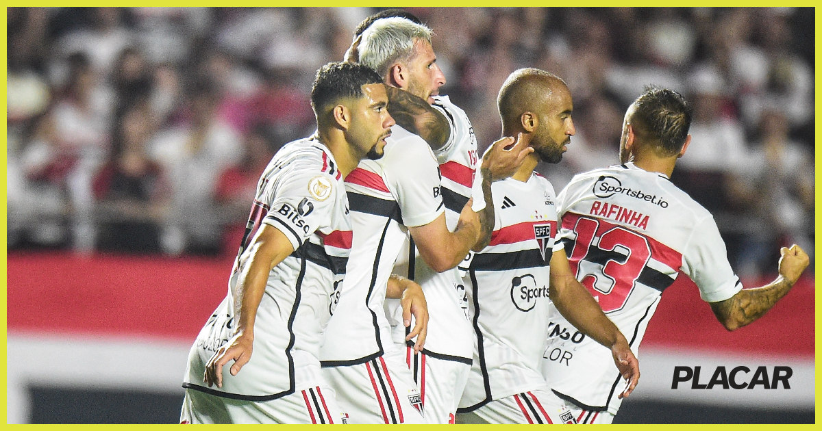 São Paulo bate Corinthians, encerra série de empates e reage no