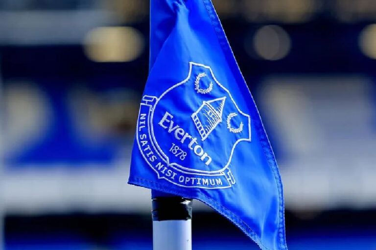 Dona da SAF do Vasco, 777 Partners compra o Everton, da Inglaterra