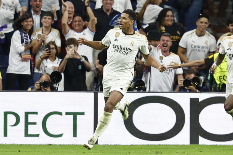 Real marca no fim e vence o Union Berlim na estreia da Champions