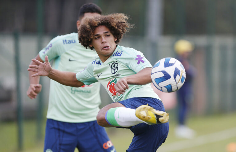 Seleção de futebol estreia hoje no Pan com 14 atletas do Brasileirão