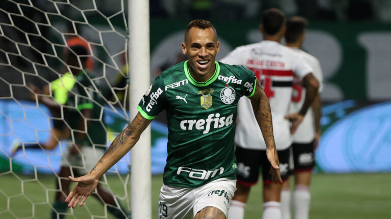 Palmeiras faz cinco e goleia São Paulo no clássico paulista