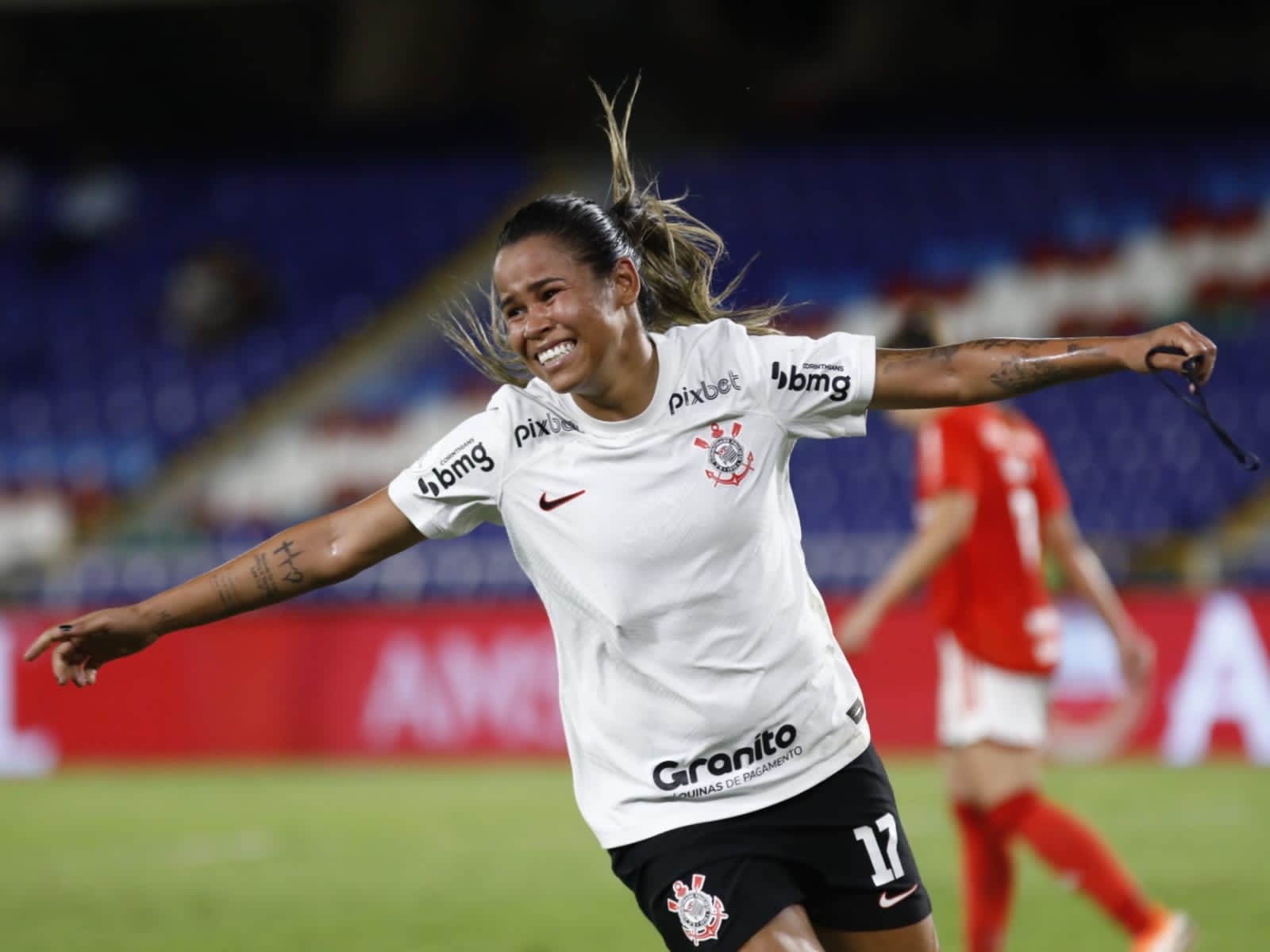 São Paulo elimina Santos e vai à final do Paulista Feminino com Corinthians  > No Ataque