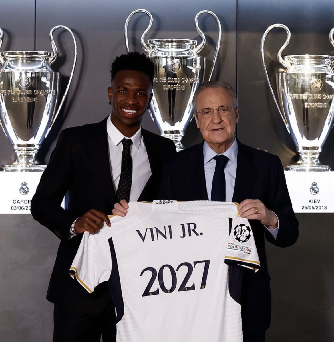 Vinicius Júnior renova com o Real Madrid até 2027