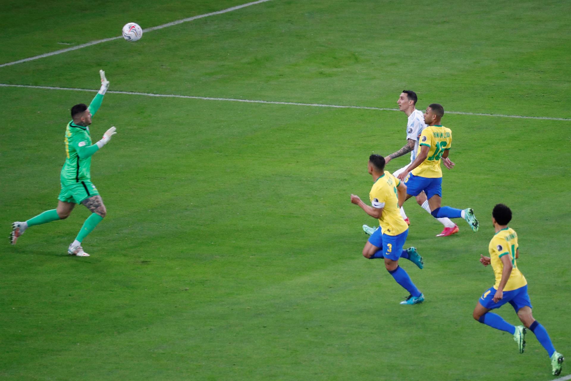 Carrasco do Brasil, Di María volta ao Maracanã como arma de Scaloni