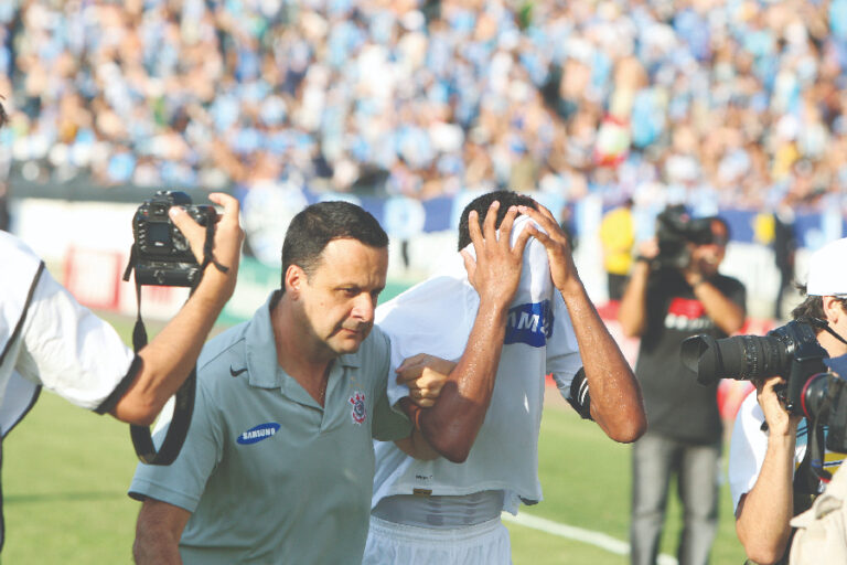 Déjà vu? Corinthians revê Vasco na mesma data que encaminhou queda à Série B