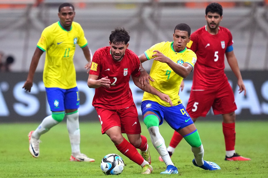 Brasil estreia na Copa do Mundo sub-17 com derrota para o Irã