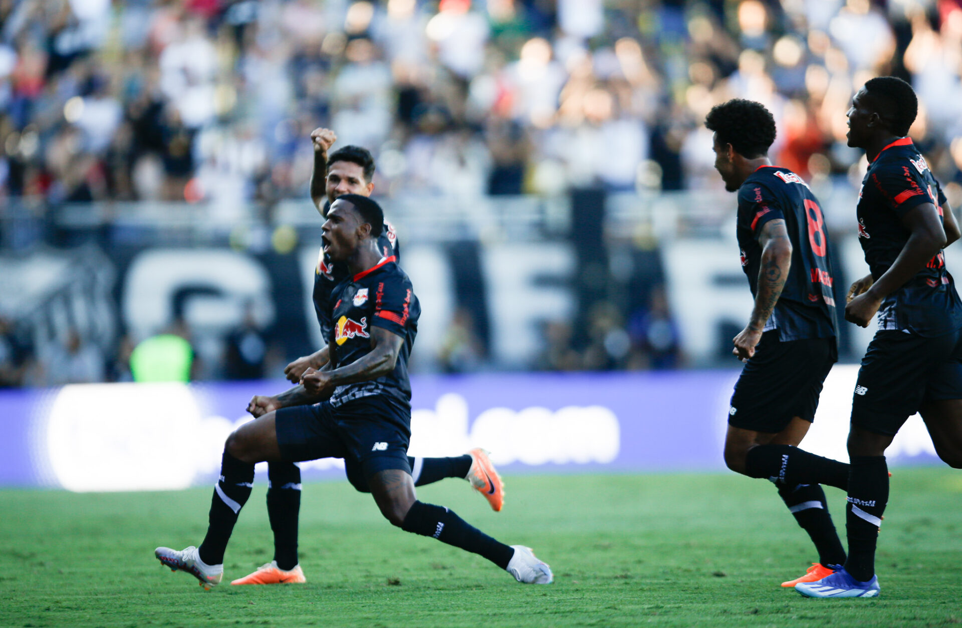 Botafogo sai atrás e vira, mas leva o empate contra o Red Bull Bragantino -  Placar - O futebol sem barreiras para você