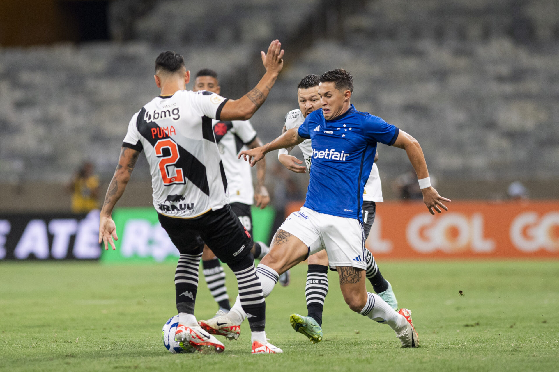 Cruzeiro e Vasco ficam no empate em confronto direto contra o Z-4