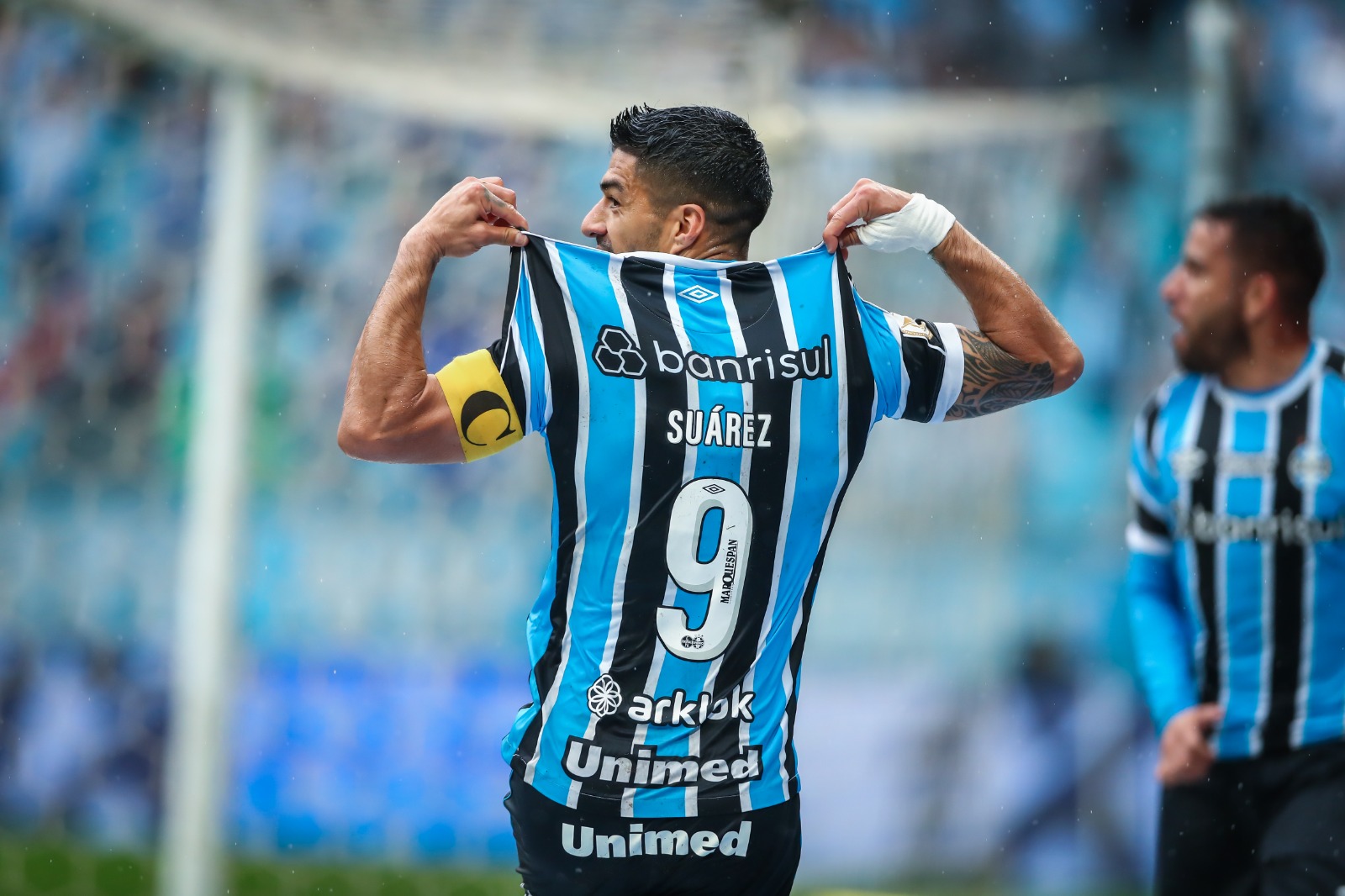 Suárez comemora gol pelo Grêmio na Arena - Lucas Uebel/Grêmio FBPA