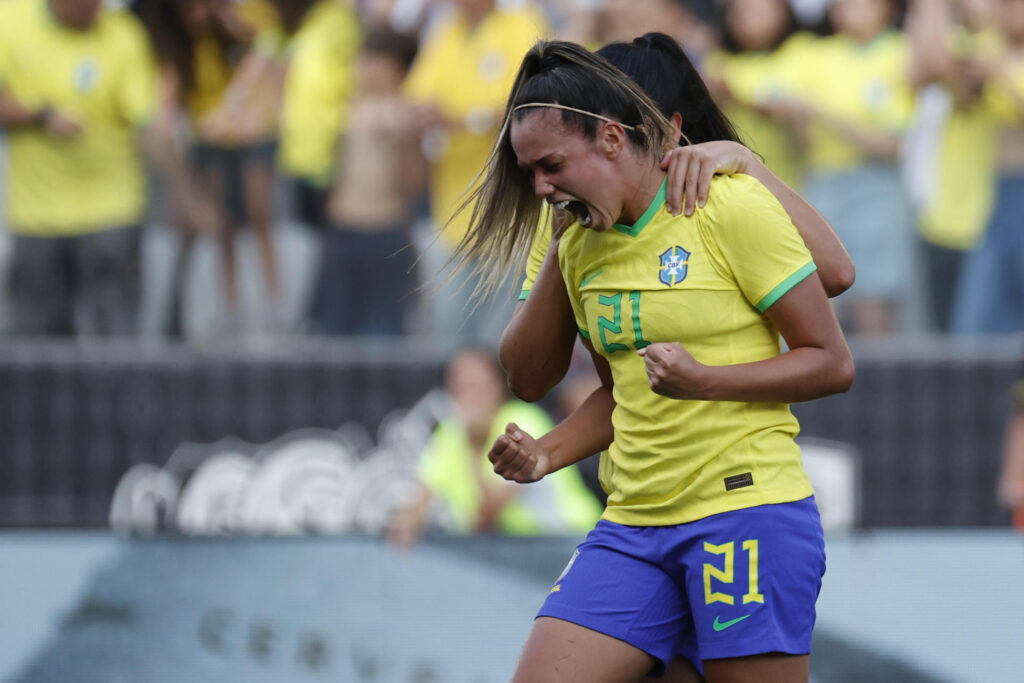 Priscila, de apenas 19 anos, decide para a seleção brasileira contra o Japão - Sebastiao Moreira/EFE