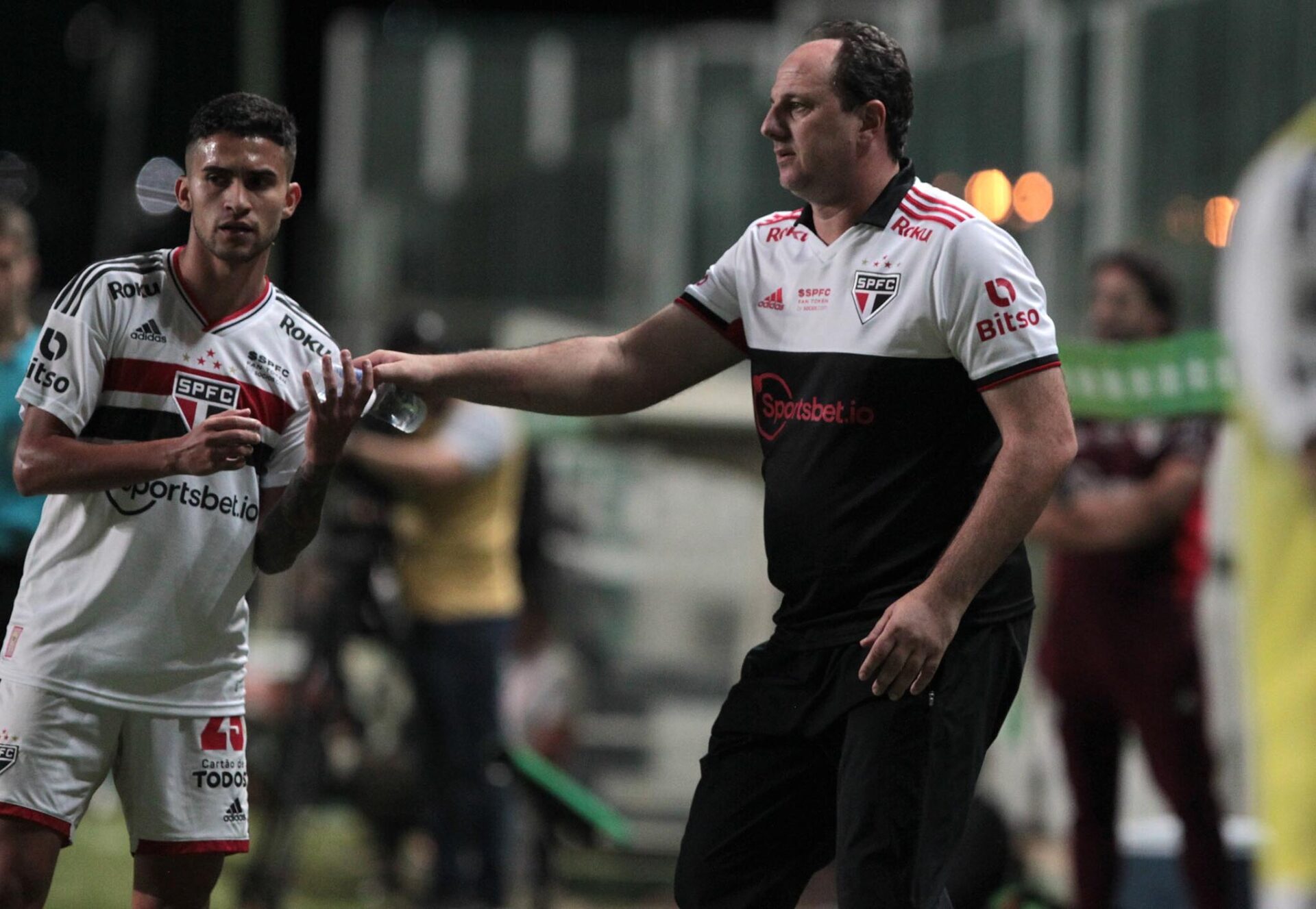 Patrocinadora do São Paulo cria promoção inédita para a final da Copa do  Brasil