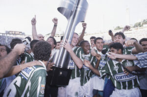 Em 2009, Palmeiras montou time caro, mas deixou título escapar na reta  final - Placar - O futebol sem barreiras para você