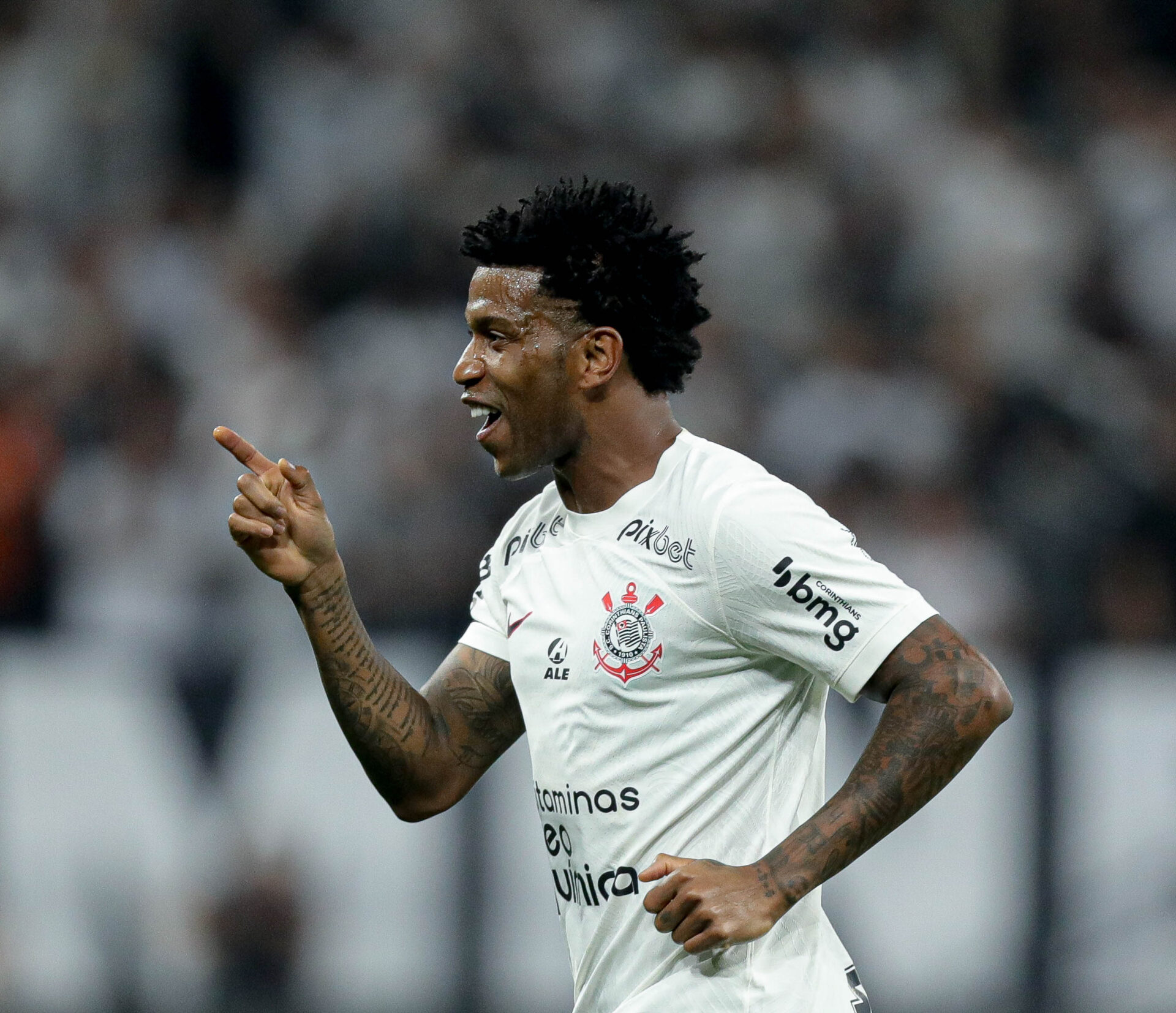 Criticado pela torcida, Gil sofreu protestos e foi chamado até de 'vagabundo' ao longo da temporada - Rodrigo Coca/Agência Corinthians