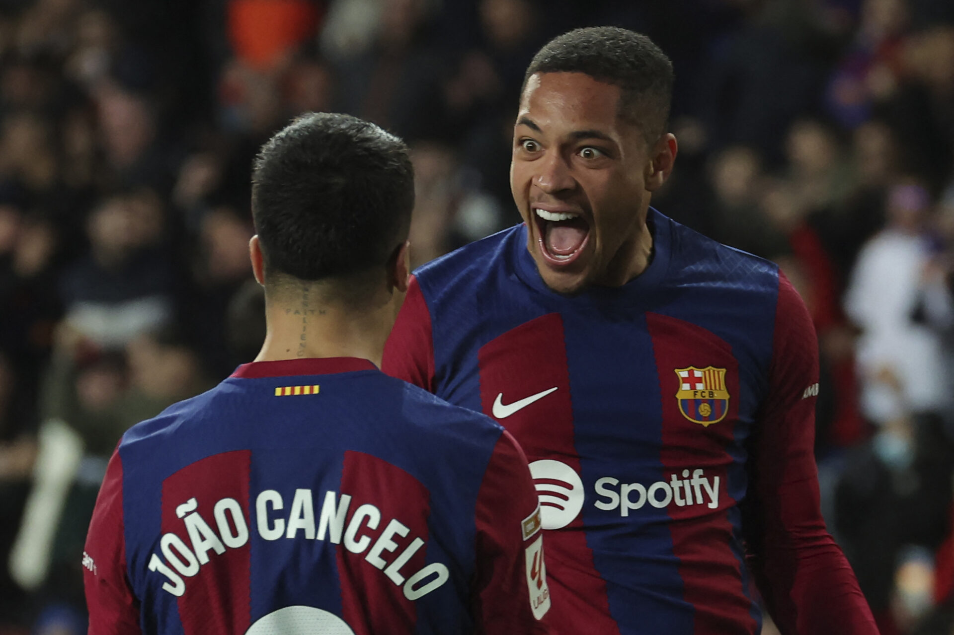 Vitor Roque marca seu primeiro gol pelo Barcelona e decide confronto