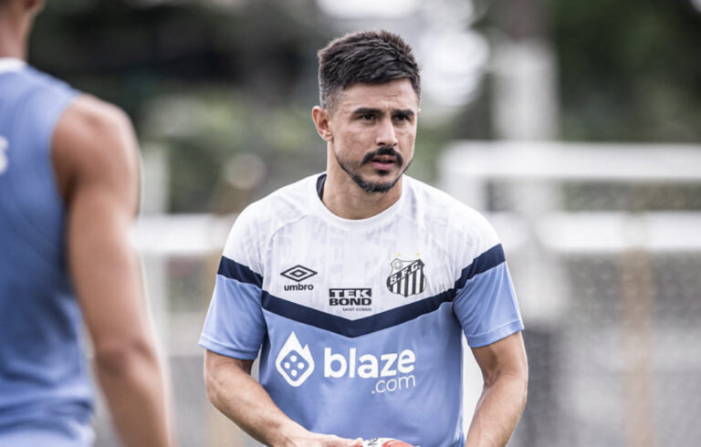 Santos renova contrato com Willian Bigode até 2025